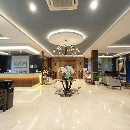 Narita Classic Hotel Σουραμπάγια Εξωτερικό φωτογραφία